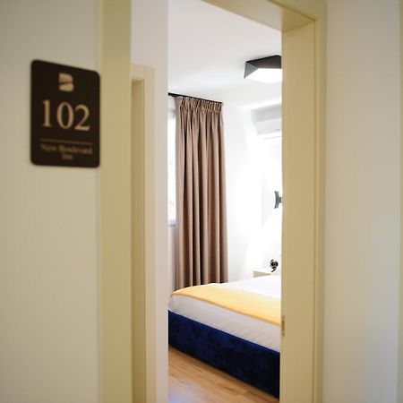 New Boulevard Inn Tirana Exterior photo